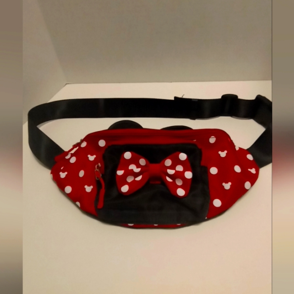 Minnie Mouse fanny pack